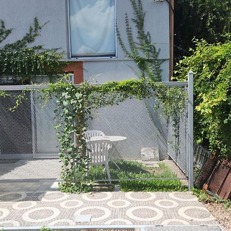 Lugones Apartamento Ezeiza Exterior foto