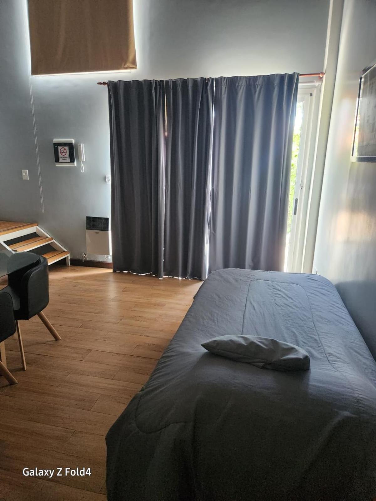 Lugones Apartamento Ezeiza Exterior foto