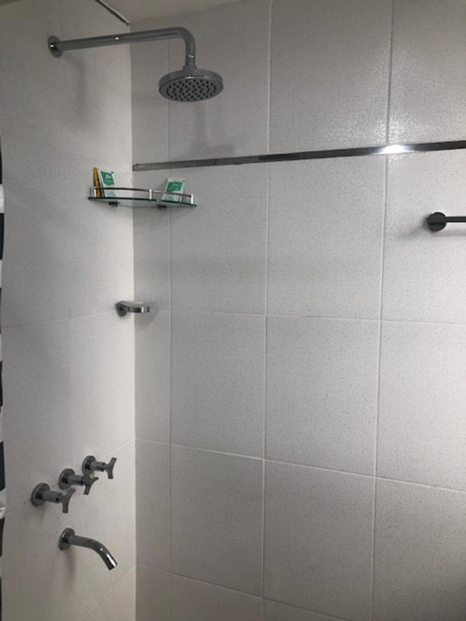 Lugones Apartamento Ezeiza Exterior foto